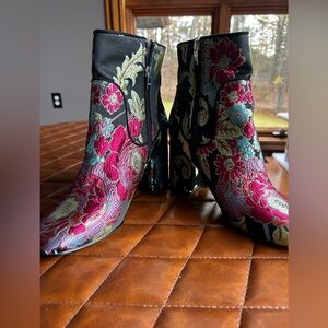 Marc Fisher Floral Embroidered Women's Boots
